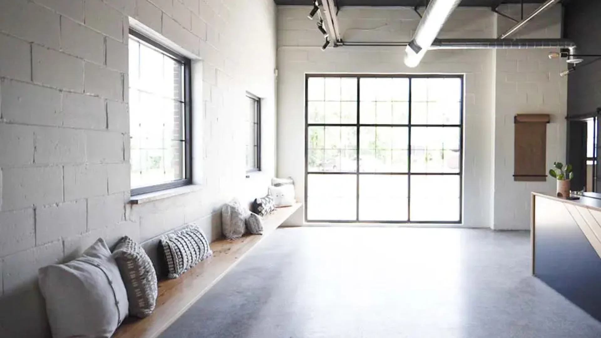 اجاره استودیو برای اینفلوئنسرها ( راهکاری برای تولید محتوای باکیفیت ) - رایا وردپرس